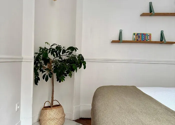 Center Of - Gare Est / Nord